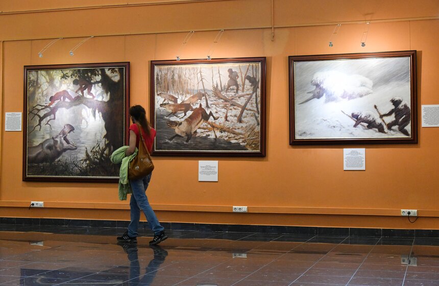 Выставка "Русский палеоарт" открылась Дарвиновском музее 20 фото