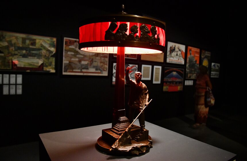 В Музее Москвы открылась выставка "Электрификация. 100 лет плану ГОЭЛРО" 24 фото