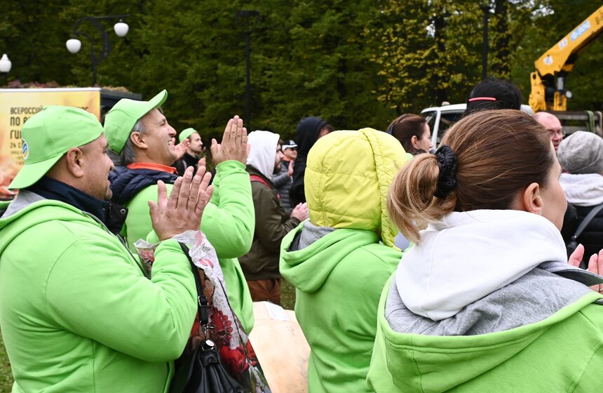 Самую большую тыкву представят на выставке в "Аптекарском огороде" 21 фото