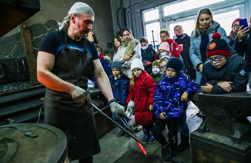 Дизайн-завод Flacon приглашает москвичей на мастер-классы Первой Кузни 7 фото