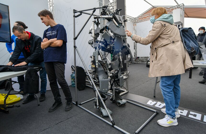 На ВДНХ прошел Всероссийский фестиваль "Техносреда" 17 фото