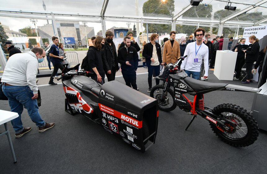 На ВДНХ прошел Всероссийский фестиваль "Техносреда" 8 фото