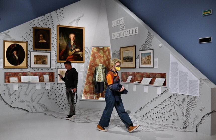 Выставка-фестиваль "Театрократия. Екатерина II и опера" открылась в "Царицыне" 1 фото