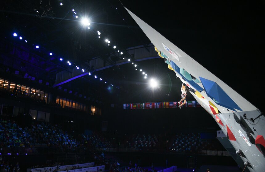 В Москве прошел чемпионат мира по скалолазанию 16 фото