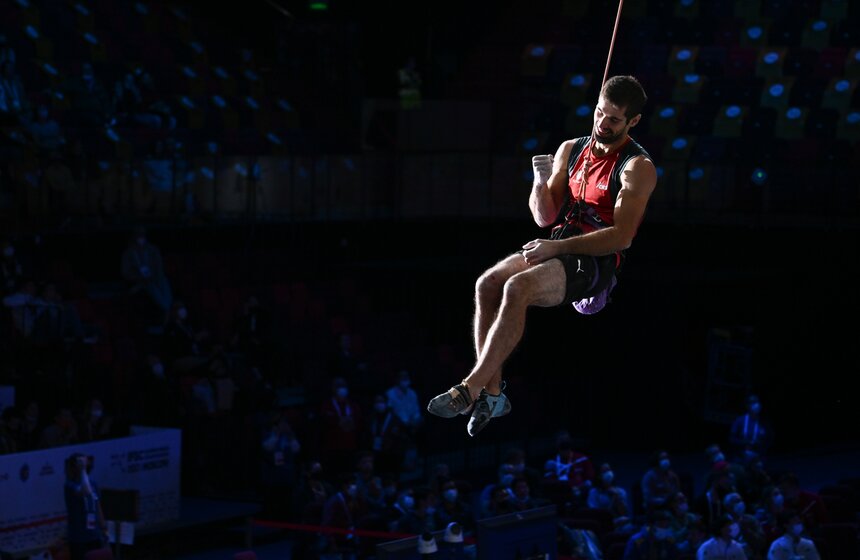 В Москве прошел чемпионат мира по скалолазанию 10 фото