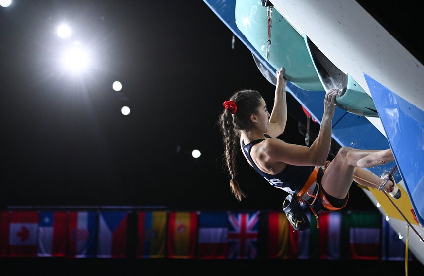 В Москве прошел чемпионат мира по скалолазанию 20 фото