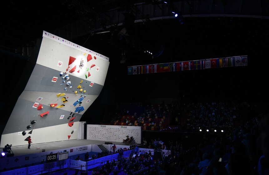 В Москве прошел чемпионат мира по скалолазанию 28 фото