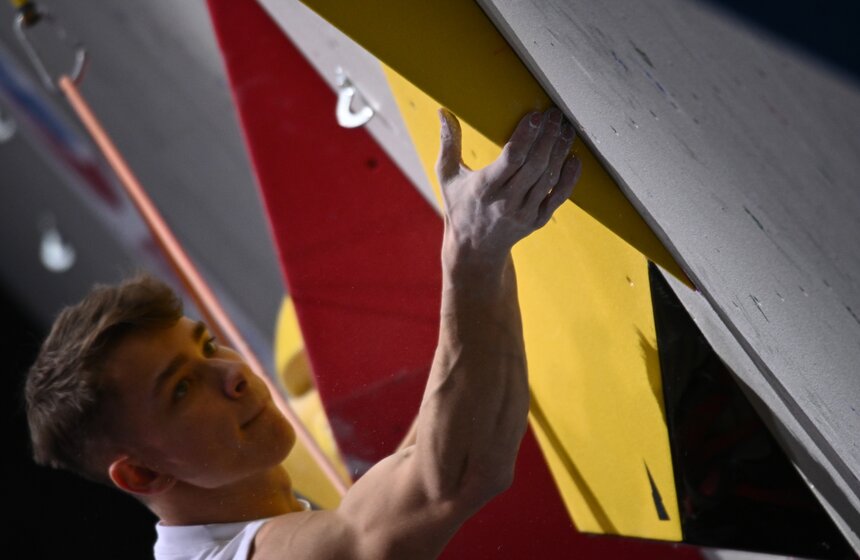 В Москве прошел чемпионат мира по скалолазанию 15 фото