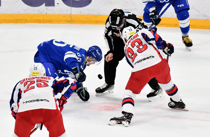 ЦСКА всухую победил "Динамо" в хоккейном дерби 8 фото