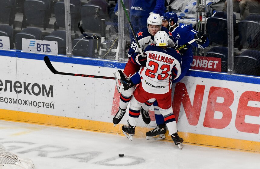 ЦСКА всухую победил "Динамо" в хоккейном дерби 5 фото