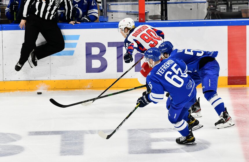 ЦСКА всухую победил "Динамо" в хоккейном дерби 18 фото