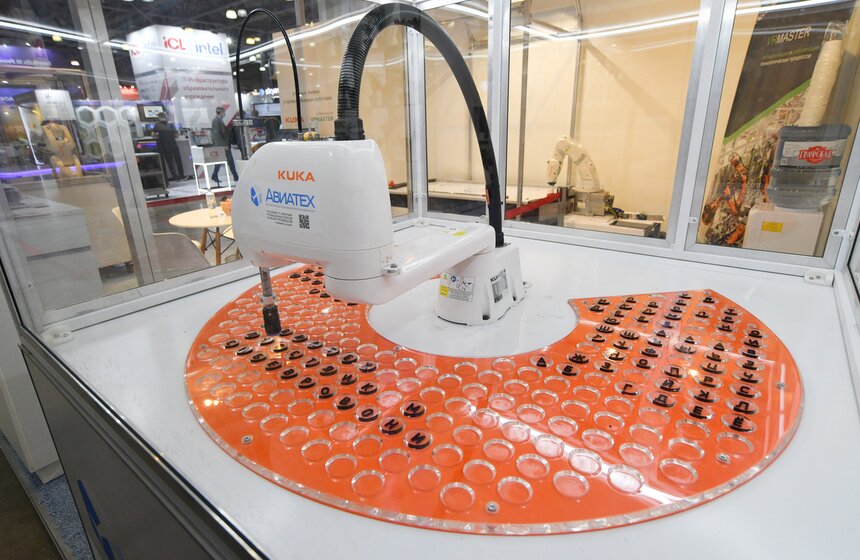 В Москве состоялся Международный салон образования 12 фото