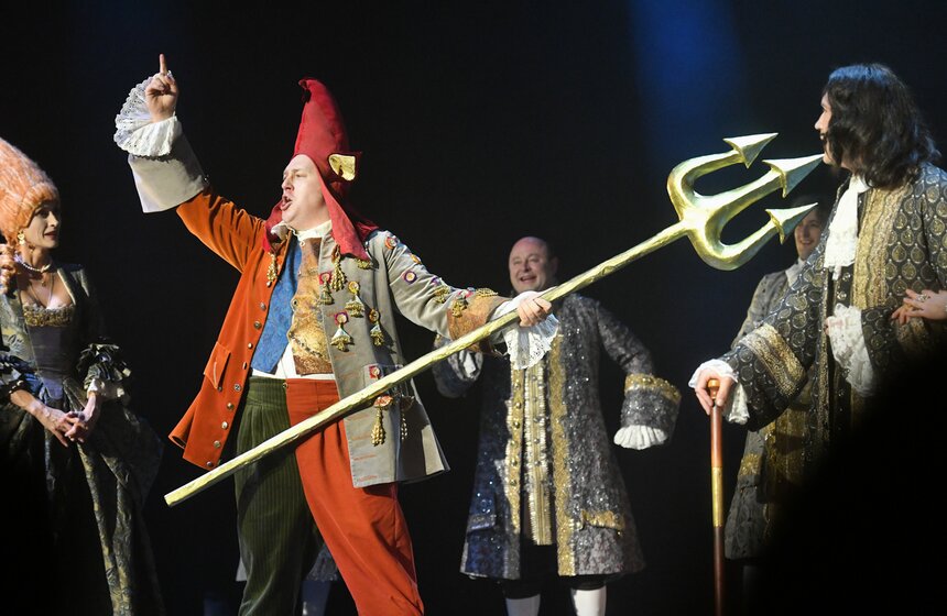 В театре "Модерн" состоялась премьера спектакля "Петр Перый" 22 фото