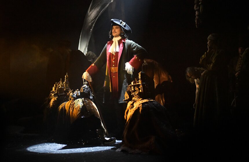 В театре "Модерн" состоялась премьера спектакля "Петр Перый" 4 фото