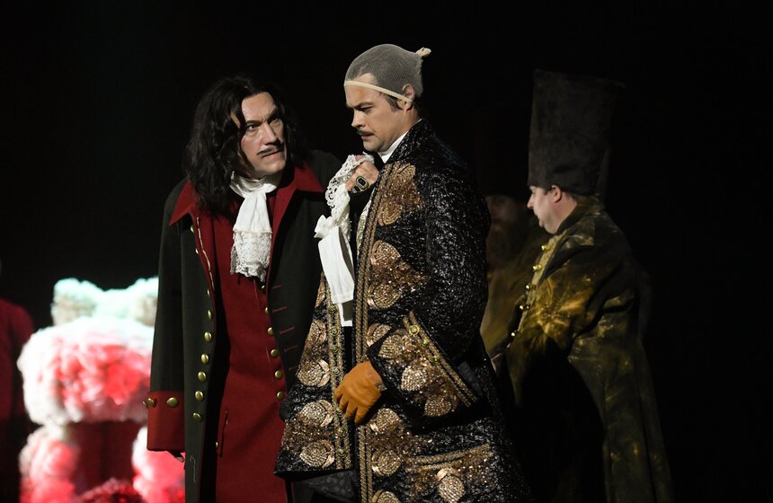 В театре "Модерн" состоялась премьера спектакля "Петр Перый" 8 фото