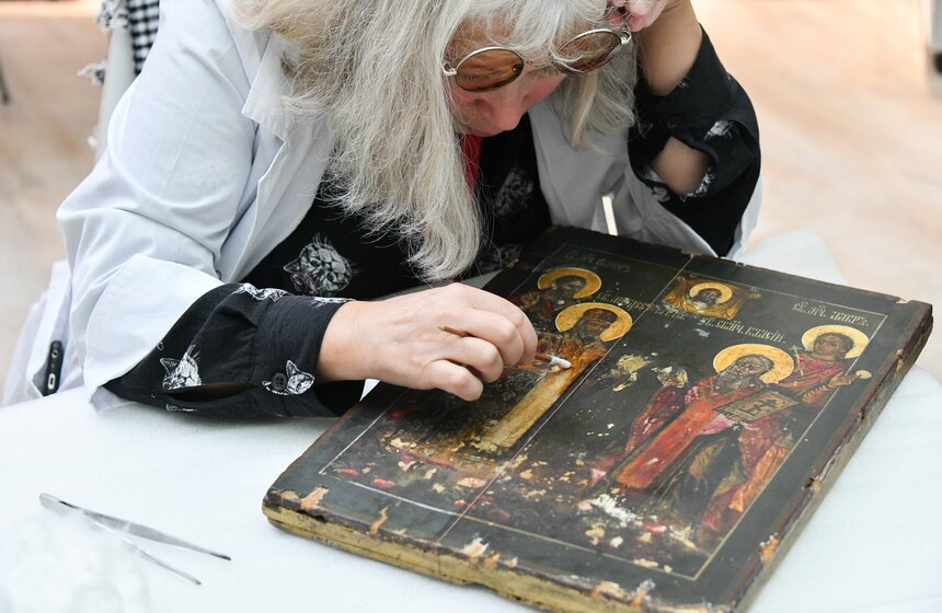 В Гостином дворе открылась выставка "Denkmal, Россия – Москва" 9 фото