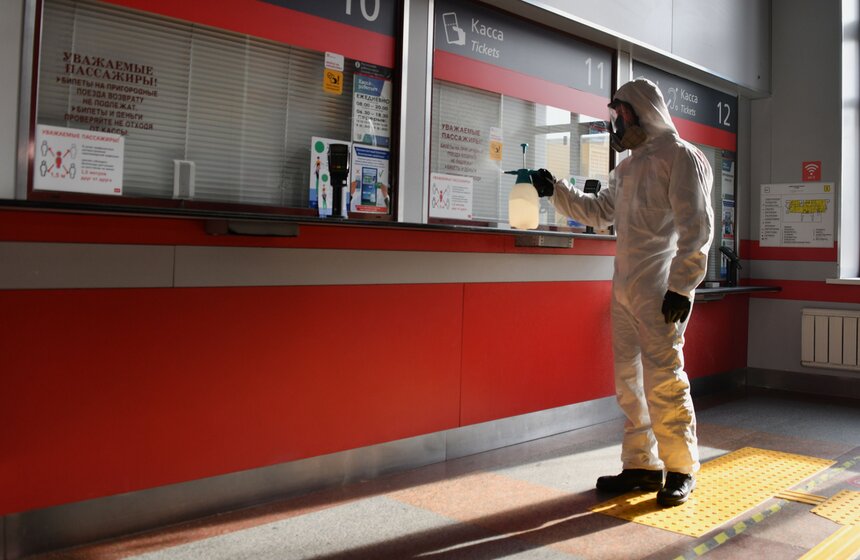 В столице провели дезинфекцию Савеловского вокзала 23 фото