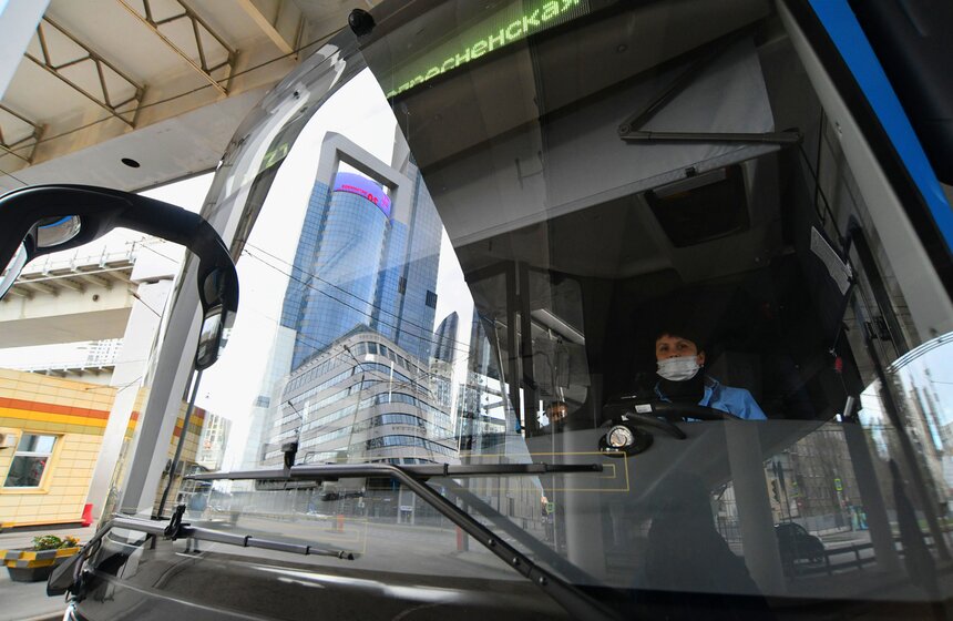 Новые магистральные маршруты запустили до "Москвы-Сити" 7 фото