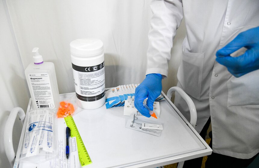 В столичном метро открылись новые пункты экспресс-тестирования на COVID-19 12 фото