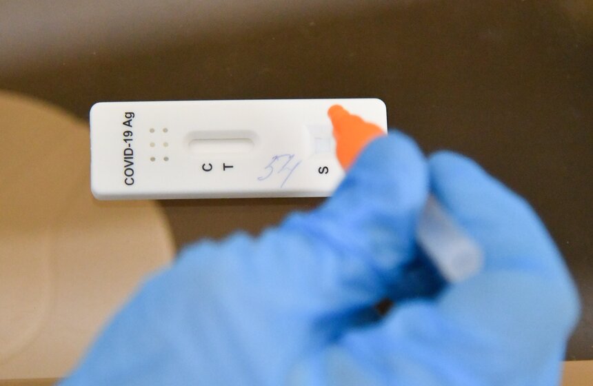 В столичном метро открылись новые пункты экспресс-тестирования на COVID-19 18 фото