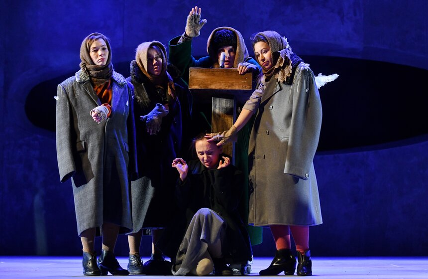 На сцене МТЮЗа выступил Татарский драматический театр 16 фото