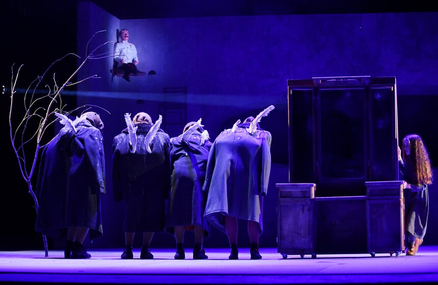 На сцене МТЮЗа выступил Татарский драматический театр 10 фото