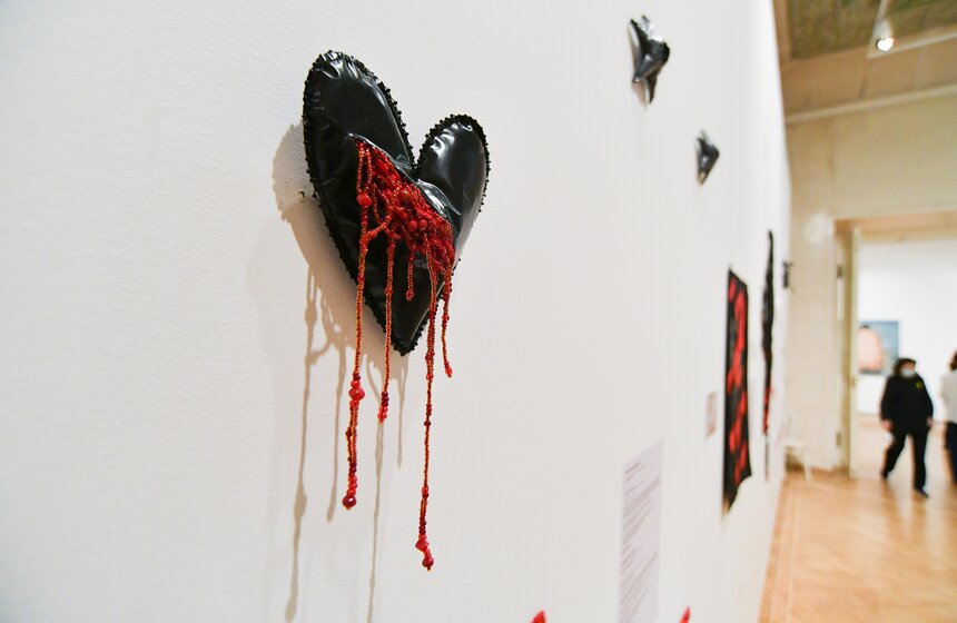 Музей имени Алексея Щусева представил выставку "Пятая волна" 23 фото