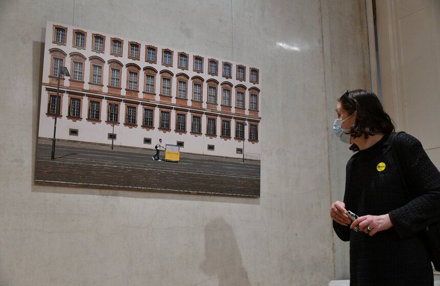 Музей имени Алексея Щусева представил выставку "Пятая волна" 14 фото