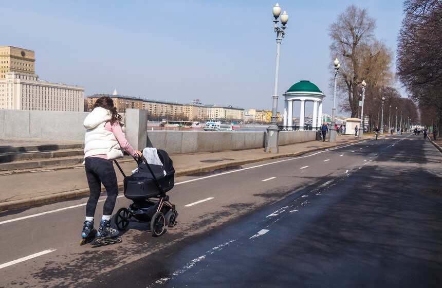 Аномально теплая погода продержится в Москве до выходных 12 фото