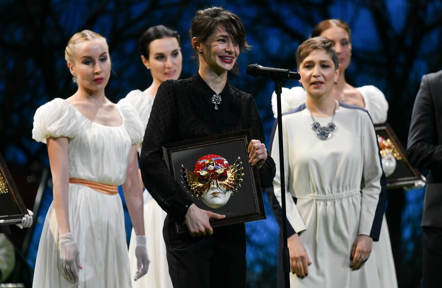 Балерина Оксана Кардаш, ставшая лауреатом премии в номинации "Лучшая женская роль" в категории "Балет/современный танец" за работу "Дон Кихот" (Музыкальный театр им. К.С. Станиславского и Вл.И. Немировича-Данченко, Москва)