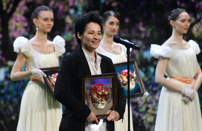 Художник по свету Татьяна Мишина, получившая награду в номинации "Лучшая работа художника по свету в музыкальном театре" за спектакль «Зеркало» (Камерный театр, Воронеж)