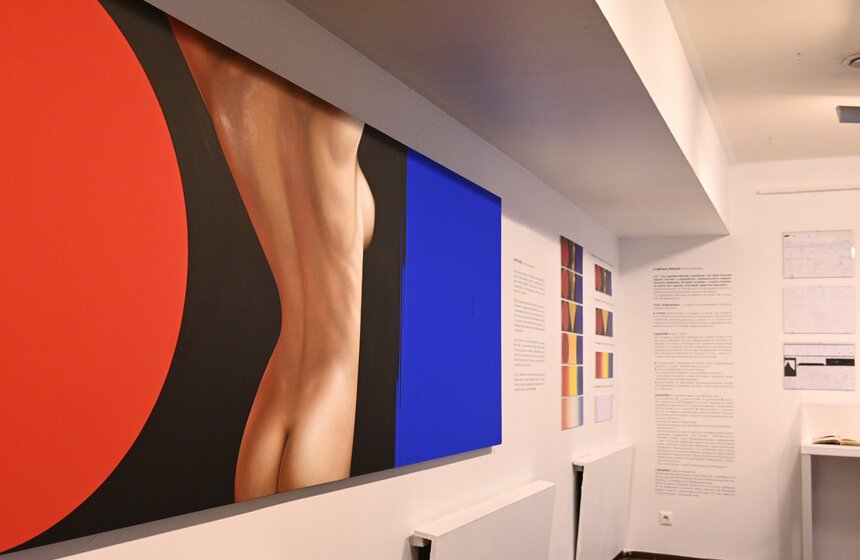 В Москве открылась выставка Анастасии Ларионовой "Метод [-1]" 16 фото