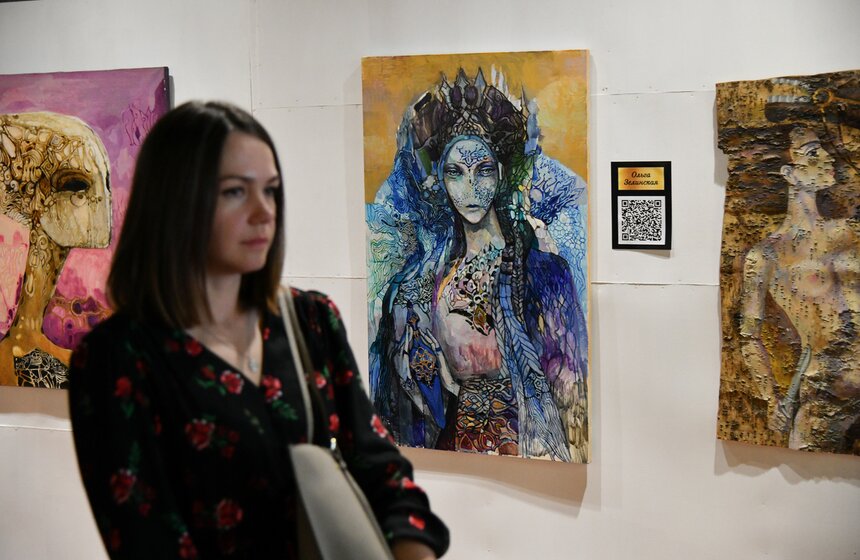 В ArtNovi Space открылась выставка современного искусства Arts&Fashion Week 2021 3 фото