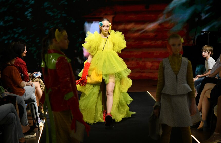 В ArtNovi Space открылась выставка современного искусства Arts&Fashion Week 2021 16 фото