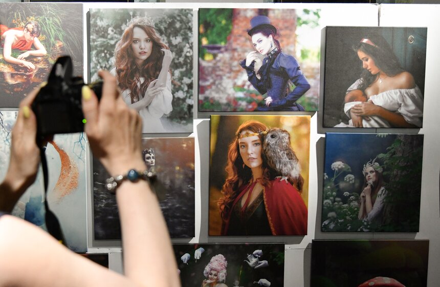 В ArtNovi Space открылась выставка современного искусства Arts&Fashion Week 2021 9 фото