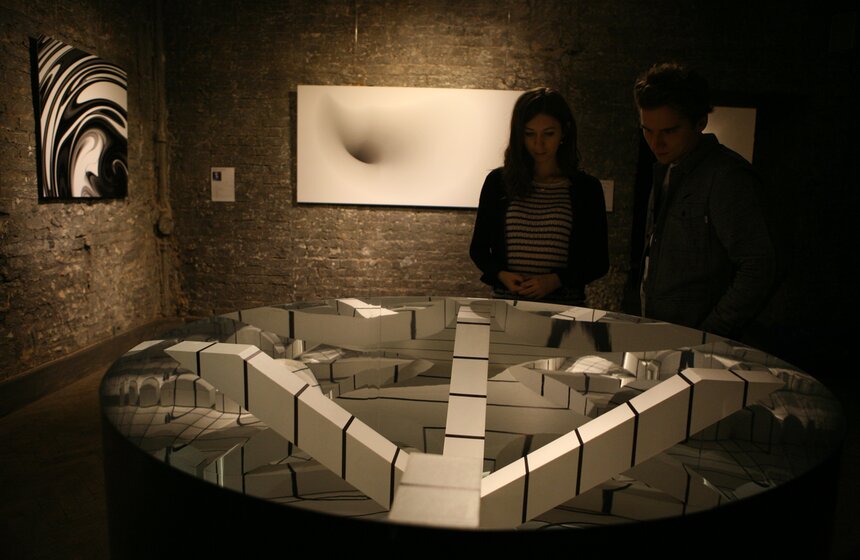 Галерея "КультПроект" представила выставку "Глитч" 11 фото