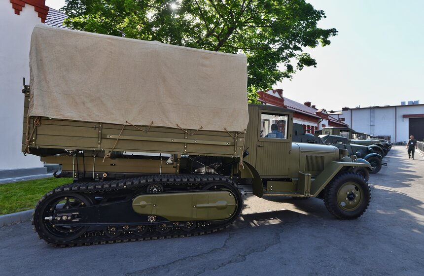 Выставка "Дороги войны. Дороги Победы" открылась на ВДНХ 12 фото