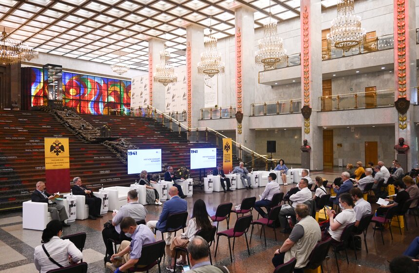 В Музее Победы открылась выставка "Июнь 1941. До и после" 21 фото