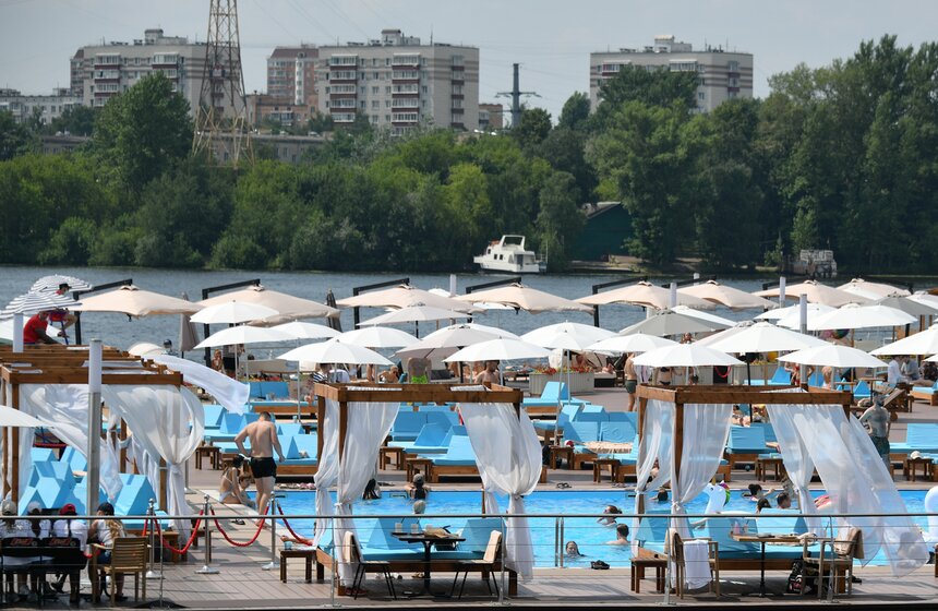 В Москве продолжается аномальная жара 14 фото