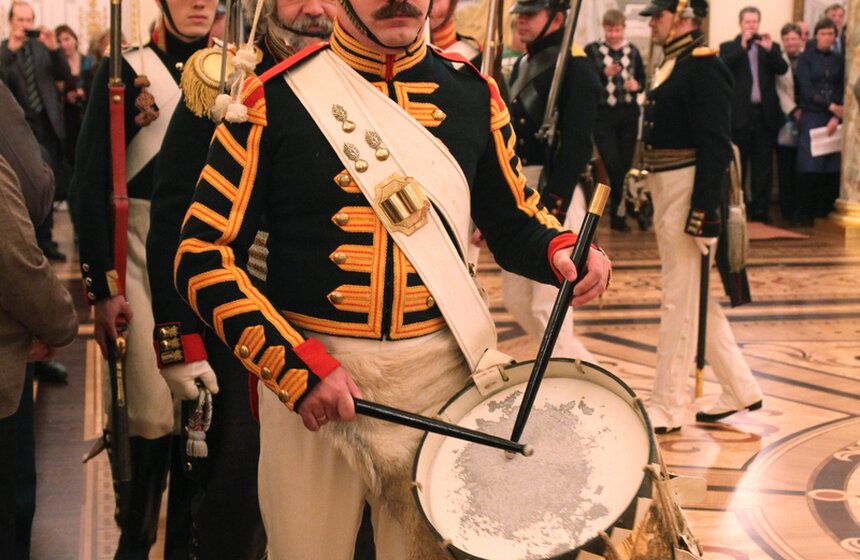 В "Царицыно" открылась выставка "Под сенью двуглавых орлов" 25 фото