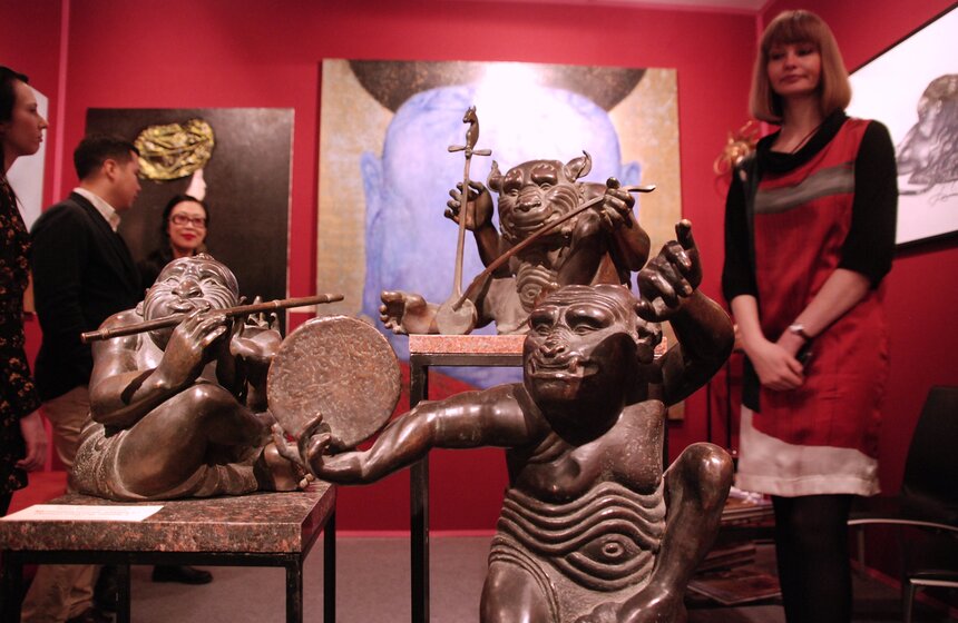 Международный салон изящных искусств проходит в Москве 22 фото