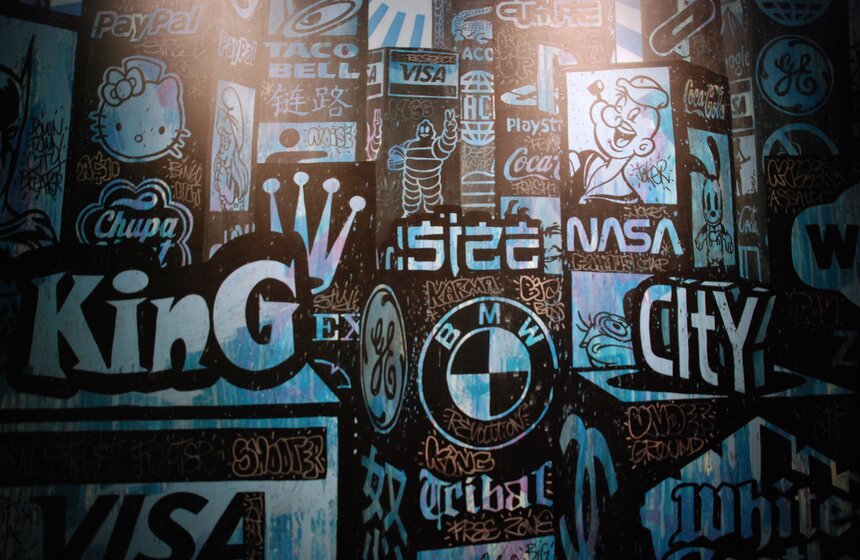 Международный салон изящных искусств проходит в Москве 17 фото