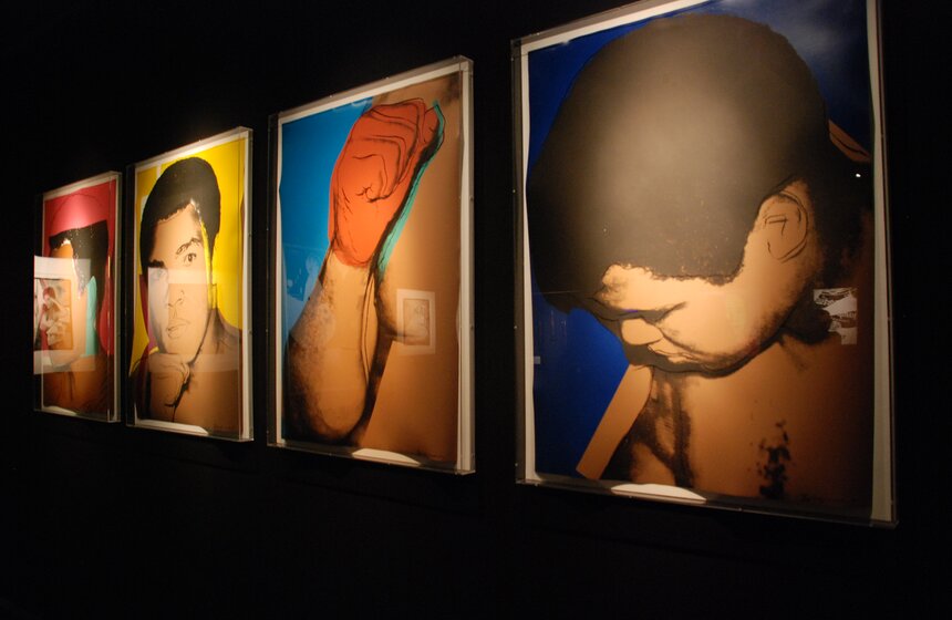 Международный салон изящных искусств проходит в Москве 27 фото