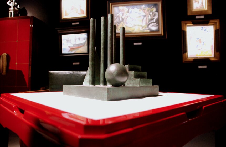 Международный салон изящных искусств проходит в Москве 13 фото