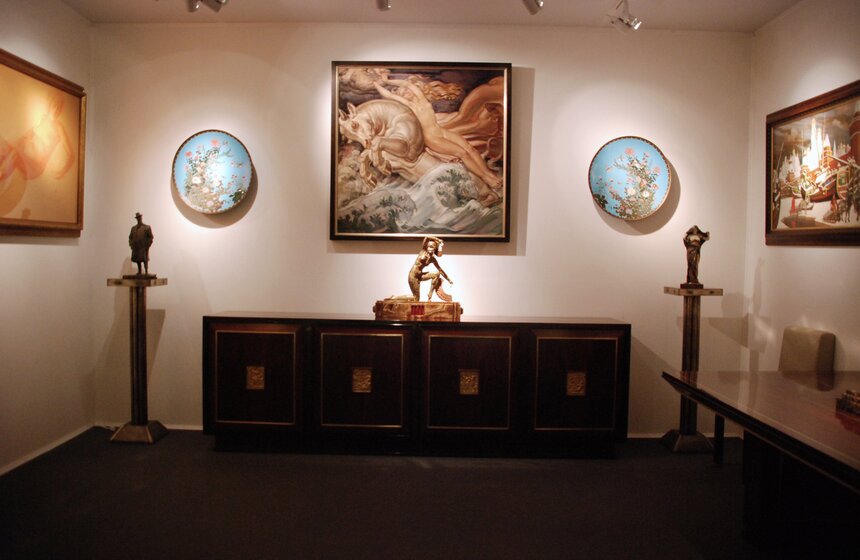 Международный салон изящных искусств проходит в Москве 7 фото