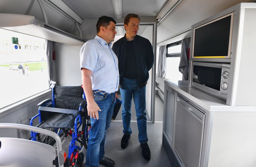 В столице презентовали инновационные транспортные средства для маломобильных пассажиров 6 фото