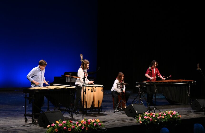 Состоялось торжественное закрытие фестиваля "Москва встречает друзей" 32 фото