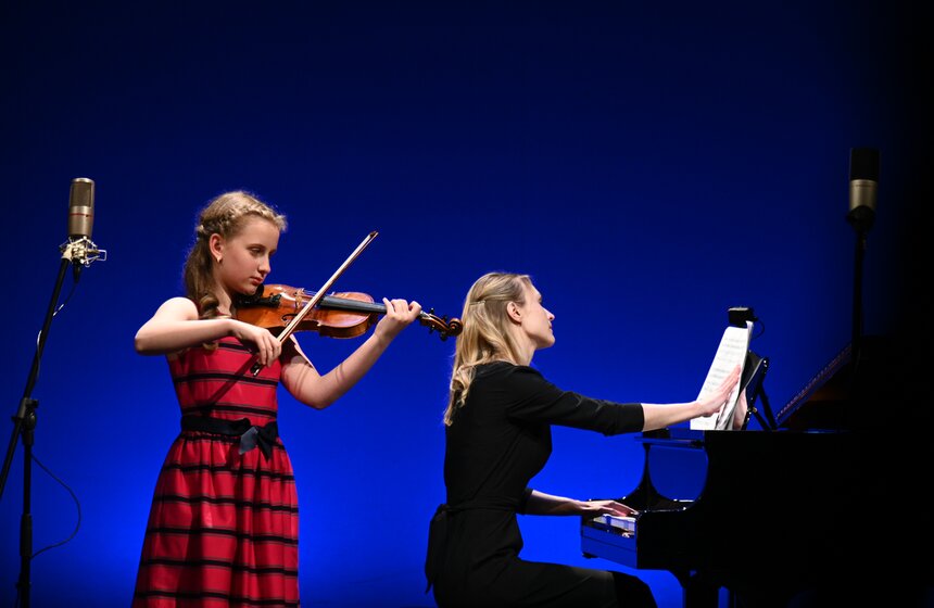 Состоялось торжественное закрытие фестиваля "Москва встречает друзей" 17 фото