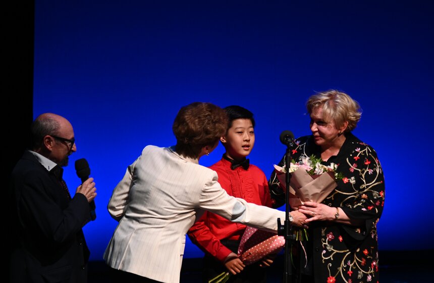 Состоялось торжественное закрытие фестиваля "Москва встречает друзей" 10 фото