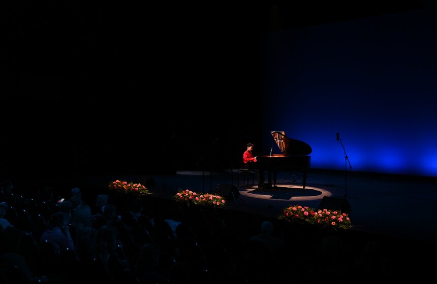 Состоялось торжественное закрытие фестиваля "Москва встречает друзей" 8 фото